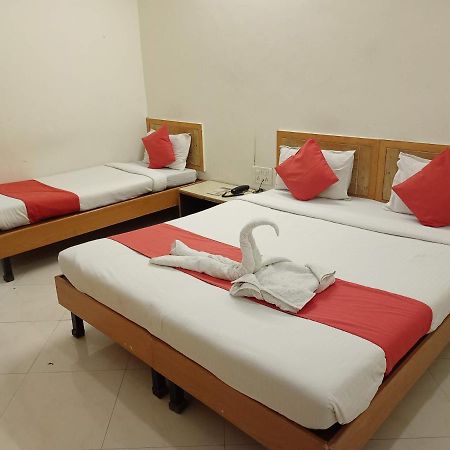Hotel Wayfare Shirdi Dış mekan fotoğraf