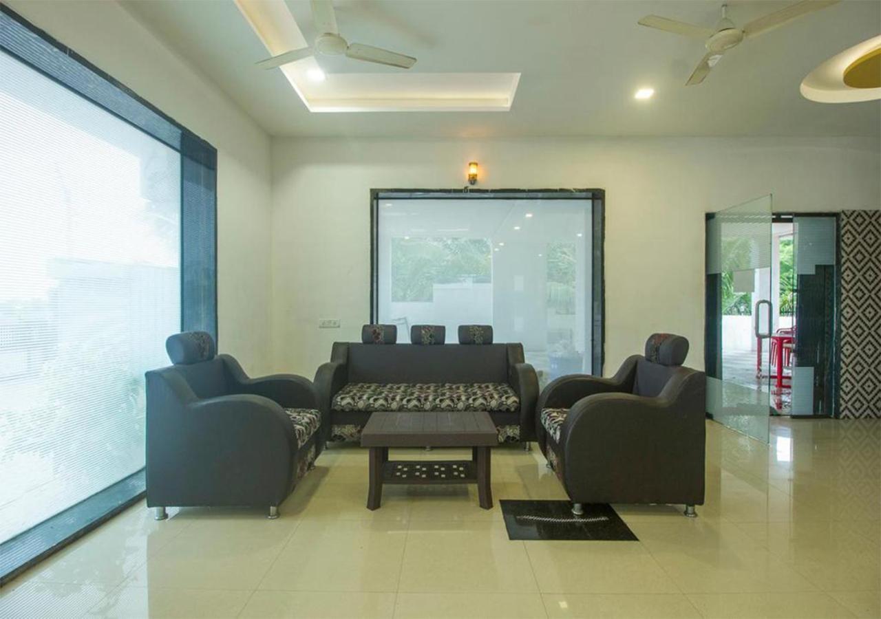 Hotel Wayfare Shirdi Dış mekan fotoğraf