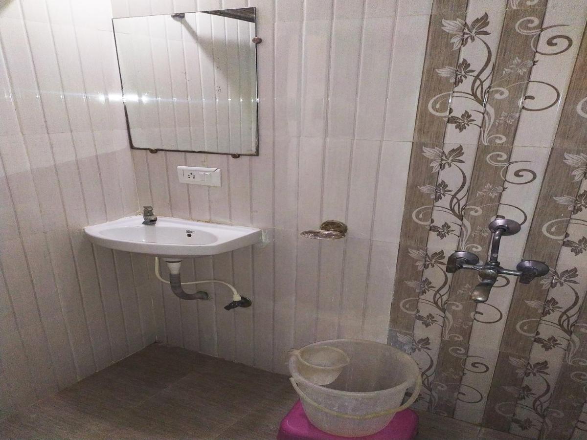 Hotel Wayfare Shirdi Dış mekan fotoğraf