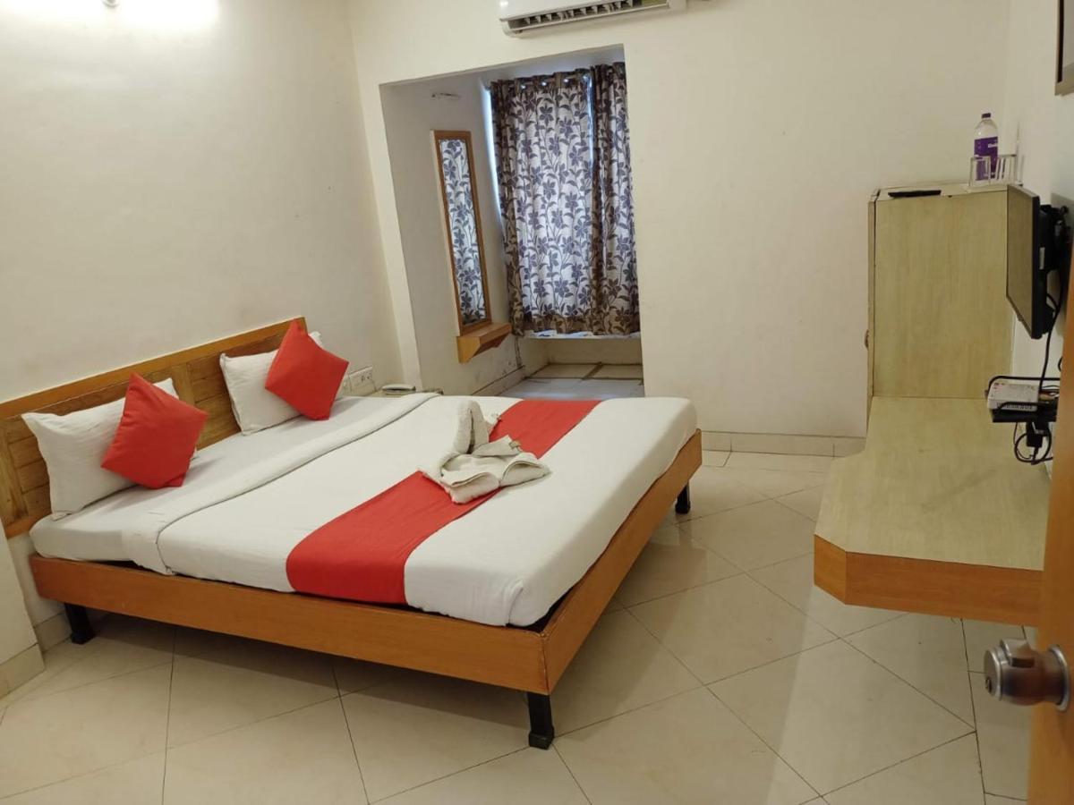 Hotel Wayfare Shirdi Dış mekan fotoğraf
