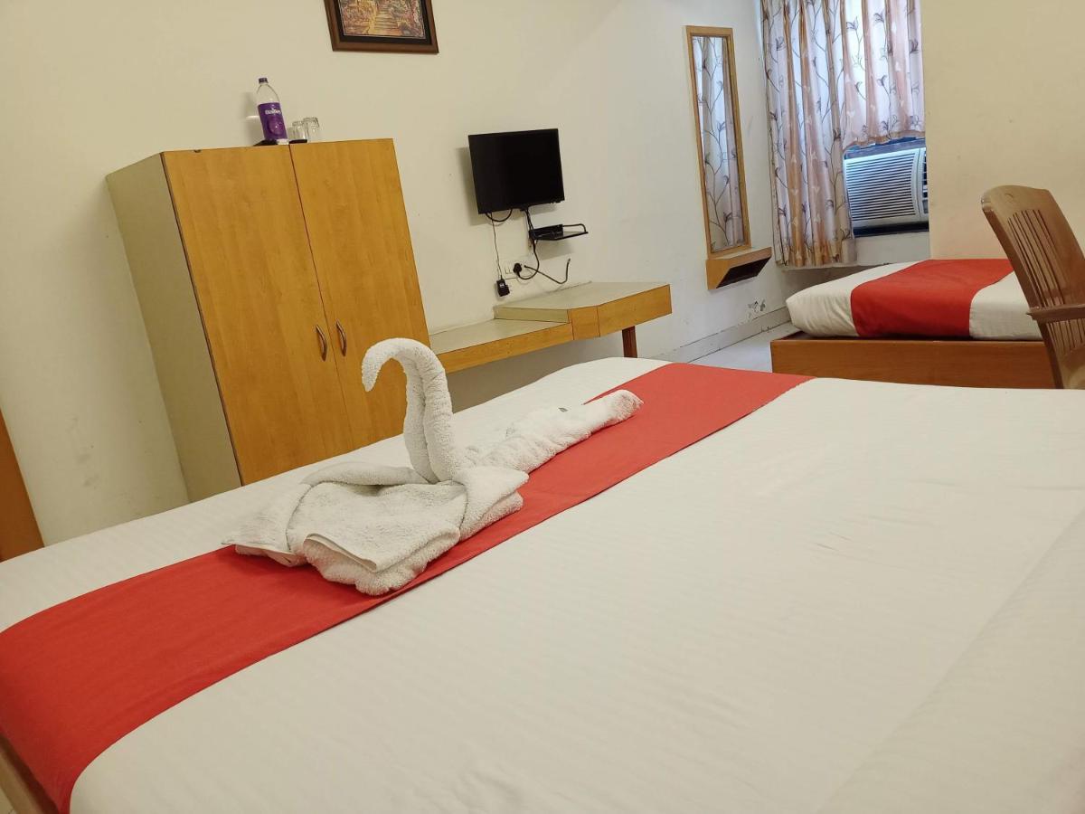 Hotel Wayfare Shirdi Dış mekan fotoğraf