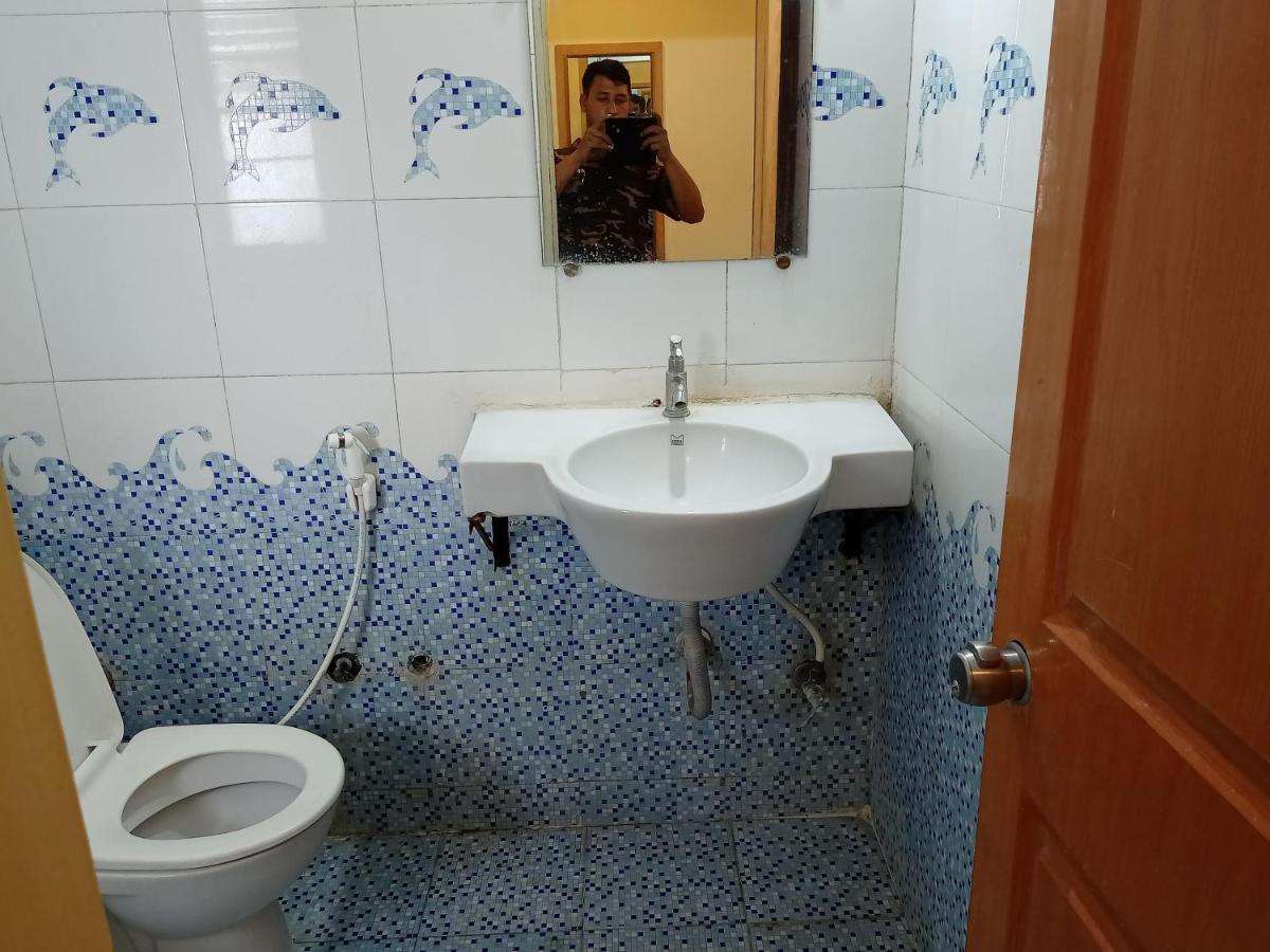 Hotel Wayfare Shirdi Dış mekan fotoğraf