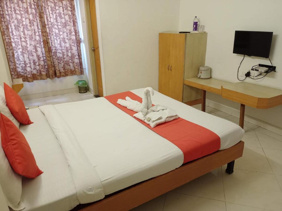 Hotel Wayfare Shirdi Dış mekan fotoğraf