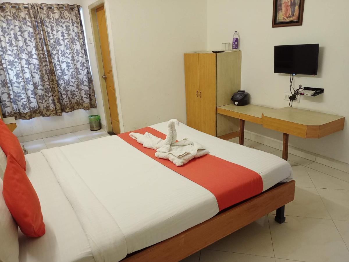 Hotel Wayfare Shirdi Dış mekan fotoğraf