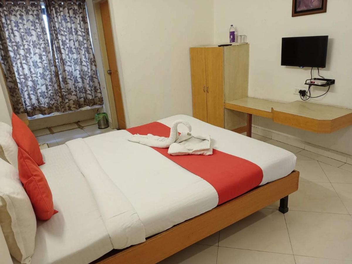 Hotel Wayfare Shirdi Dış mekan fotoğraf